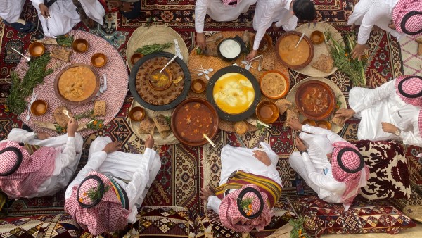 الطعام في المنطقة الوسطى